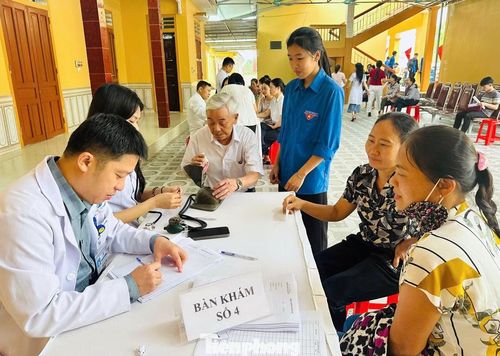Chương trình không chỉ giúp phát hiện sớm các trường hợp nghi ngờ ung thư để kịp thời tư vấn, điều trị mà còn góp phần giảm gánh nặng chi phí cho người dân, đặc biệt tại khu vực nông thôn.