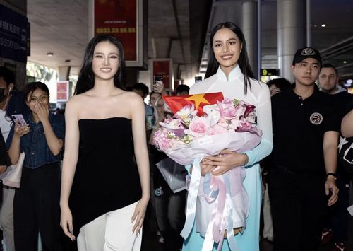 Đón Opal Suchata là Hoa hậu Ý Nhi. Cả hai từng cùng tranh tài tại Miss World 2025 tổ chức ở Ấn Độ.