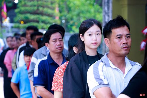Lễ giỗ lần thứ 649 của Chế Thắng phu nhân Nguyễn Thị Bích Châu là dịp để Nhân dân và du khách thập phương ôn lại thân thế, sự nghiệp của bà. Mỗi năm vào ngày giỗ chính (11/2 âm lịch), BQL Khu di tích sẽ mở cửa toàn bộ 3 tòa hạ điện, trung điện và thượng điện để cho người dân và du khách vào chiêm bái.