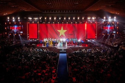 Sân khấu đêm Chung kết Miss World Vietnam - Hoa hậu Thế giới Việt Nam 2025