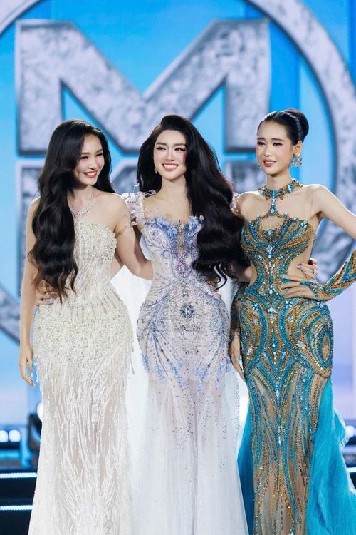 Top 3 của Miss World Vietnam 2025 - Khánh Như, Phương Oanh, Tâm Như (từ trái qua). Ảnh: BTC