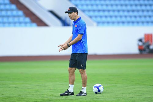 Trận đấu giữa tuyển Việt Nam vs Malaysia diễn ra vào lúc 19h ngày 31/3 trên SVĐ Thiên Trường, Ninh Bình