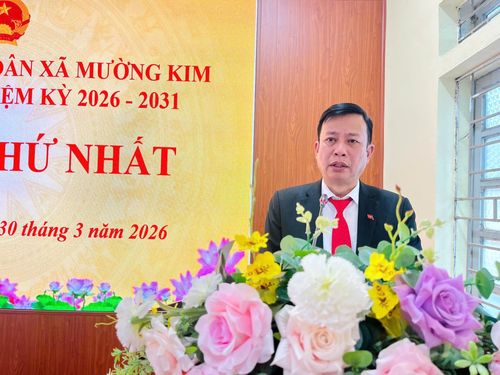 Đồng chí Nguyễn Văn Thăng - Bí thư Đảng ủy, Chủ tịch HĐND xã phát biểu bế mạc kỳ họp.