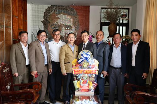 Đoàn thăm Linh mục Nguyễn Trung Thành, Giám đốc Cộng đoàn Don Bosco Đà Lạt