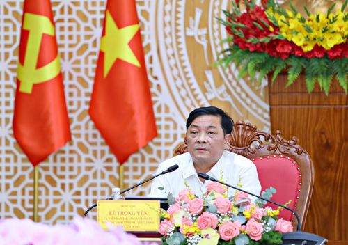 Ủy viên Ban Thường vụ Tỉnh ủy, Phó Chủ tịch Thường trực UBND tỉnh Lê Trọng Yên chủ trì hội nghị tại điểm cầu Lâm Đồng