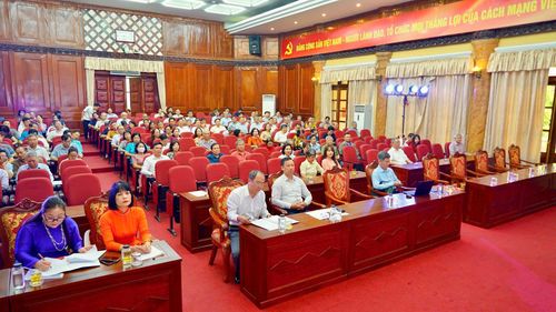 Quang cảnh hội nghị. Ảnh: Trung Hiếu