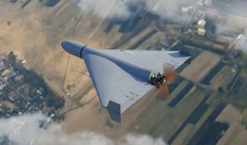 Hãng thông tấn AP nói rằng Iran đã triển khai 6 tên lửa đạn đạo và 29 UAV tự sát.