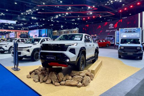 Sau tuần đầu tiên của BIMS 2026, Toyota là hãng xe dẫn đầu với doanh số ghi nhận tại sự kiện là 5.672 xe, bỏ xa các đối thủ khác tại thị trường Thái Lan.