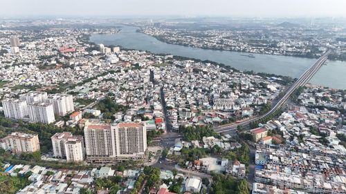 Cùng với các đô thị mới được đầu tư xây dựng, nhiều đô thị nằm ven sông Đồng Nai được hình thành cùng với quá trình phát triển vùng đất Đồng Nai hơn 325 năm.