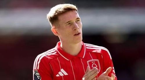 Trong một diễn biến khác, theo báo chí Anh, MU cũng đang xem Elliot Anderson của Nottingham là mục tiêu số một ở hè 2026.