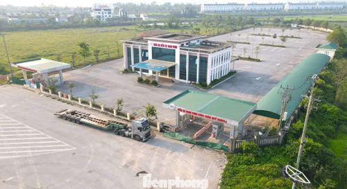Ban đầu, dự án được lên kế hoạch để thực hiện từ tháng 5/2009 và dự kiến hoàn thành đưa vào sử dụng từ tháng 7/2011. Tuy nhiên dự án bị đình trệ mãi đến năm 2020 mới chính thức khởi công. Giai đoạn 1 dự án có mức đầu tư khoảng 32 tỷ đồng.