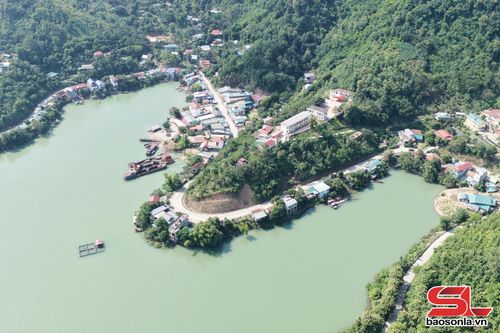 Tuyến quốc lộ 43 (đoạn qua xã Tân Phong) luôn được bảo trì định kỳ.