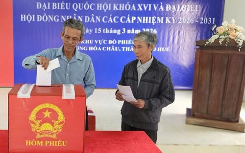 Cử tri phường Hóa Châu tham gia bầu cử Đại biểu Quốc hội khóa XVI và đại biểu HĐND các cấp nhiệm kỳ 2026 -2031