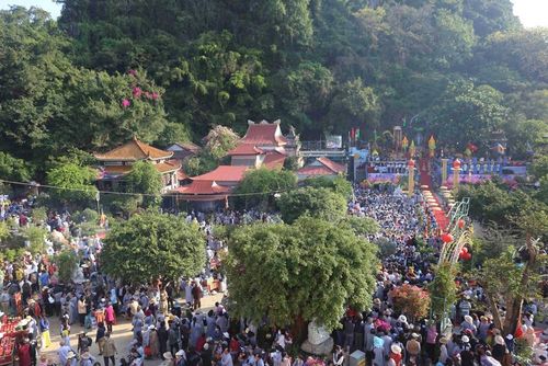 Qua thời gian, Lễ hội ngày càng khẳng định vai trò là điểm hội tụ văn hóa cộng đồng đặc sắc, có sức lan tỏa rộng rãi, góp phần quảng bá hình ảnh con người và vùng đất Đà Nẵng đến với bạn bè trong nước và quốc tế