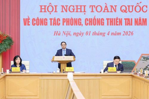  Thủ tướng Phạm Minh Chính chủ trì và phát biểu tại hội nghị toàn quốc về công tác phòng, chống thiên tai năm 2026, chiều 1-4. Ảnh: VIẾT CHUNG 
