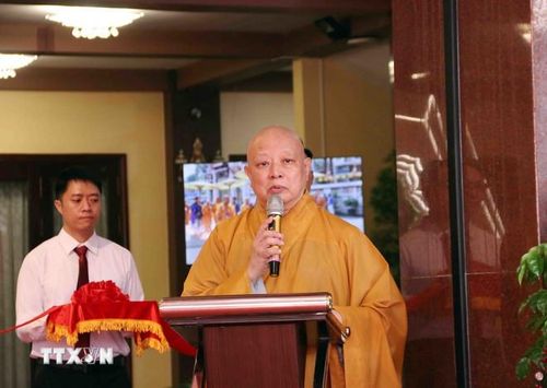 Hòa thượng Thích Lệ Trang, Phó Chủ tịch Hội đồng Trị sự Giáo hội Phật giáo Việt Nam, Trưởng ban Trị sự Giáo hội Phật giáo Việt Nam Thành phố Hồ Chí Minh, phát biểu tại lễ khai mạc. (Ảnh: Xuân Khu/TTXVN)