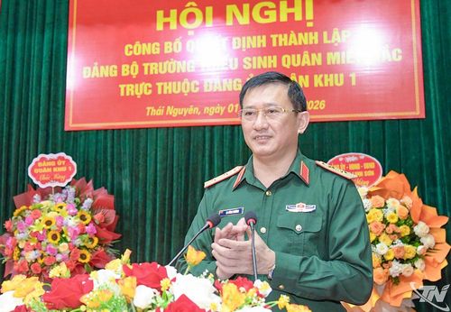 Trung tướng La Công Phương phát biểu tại Hội nghị.