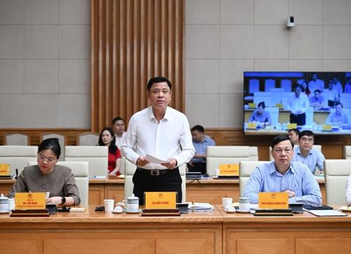 Thượng tướng Nguyễn Trường Thắng, Ủy viên Trung ương Đảng, Thứ trưởng Bộ Quốc phòng phát biểu tại hội nghị.