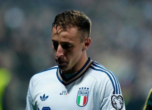 Tuyển Italy gục ngã trước Bosnia ở chung kết play-off World Cup.