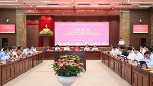 Quang cảnh hội nghị chiều 2/4.