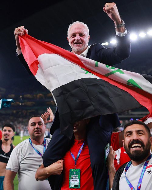 Arnold cho thấy ông là chuyên gia play-off. Ảnh: INT