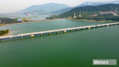 Nhiều năm qua, vẫn chưa có hoạt động khai thác du lịch bài bản.