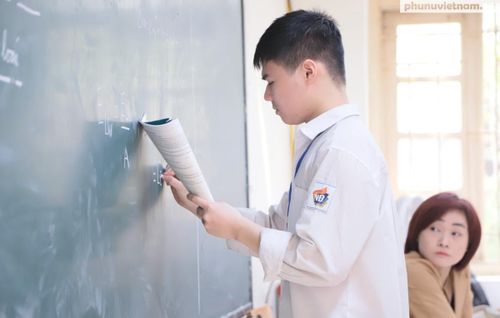Kỳ thi tốt nghiệp THPT 2026 có nhiều điểm mới, buộc học sinh phải học thực chất và điều chỉnh cách ôn tập để đáp ứng yêu cầu tuyển sinh đại học. Ảnh: Hà Phương