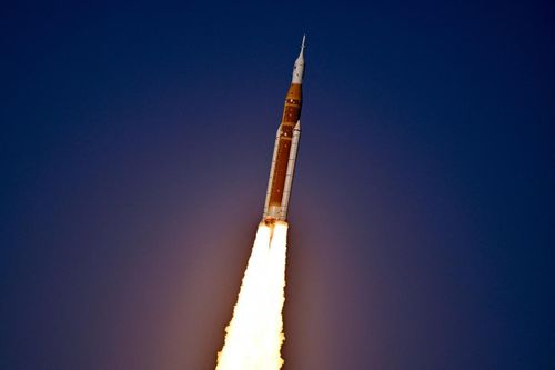 Tên lửa đẩy mang theo phi thuyền của NASA được phóng từ Trung tâm Không gian Kennedy tại bang Florida