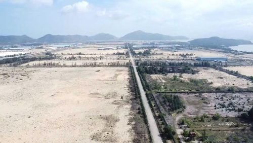  Ngành chức năng đề xuất UBND tỉnh xem xét thu hồi Dự án đầu tư xây dựng và kinh doanh hạ tầng kỹ thuật KCN Nhơn Hội (Khu B) vì chủ đầu tư không thực hiện đúng cam kết. Ảnh: T.Sỹ 