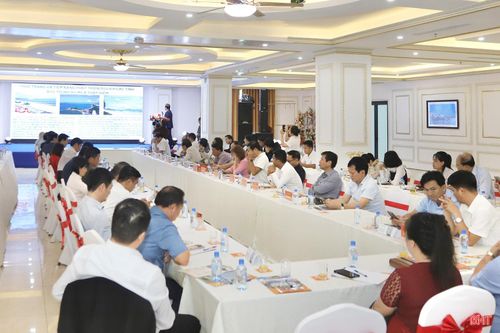 Toàn cảnh tọa đàm.