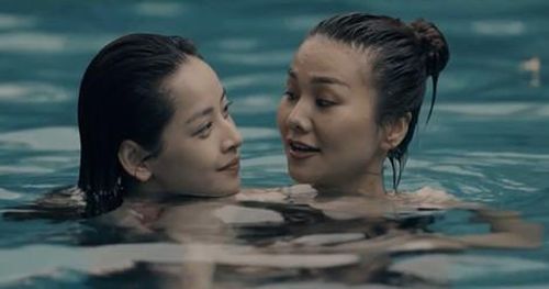 Thanh Hằng đóng cùng Chi Pu trong Chị Chị Em Em 2019.