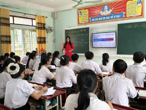 Một tiết học sôi nổi ở Trường THCS Mai Thủy - Ảnh: Nh.V