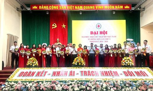 Ban Chấp hành Hội Chữ thập đỏ xã Hồng Sơn khóa I, nhiệm kỳ 2026-2031 ra mắt Đại hội. Ảnh: Nguyễn Cường