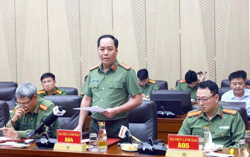 Đại tá Phạm Mạnh Hùng, Phó Cục trưởng Cục An ninh kinh tế, Bộ Công an cung cấp thông tin liên quan đến vụ án sàn giao dịch ONUS.