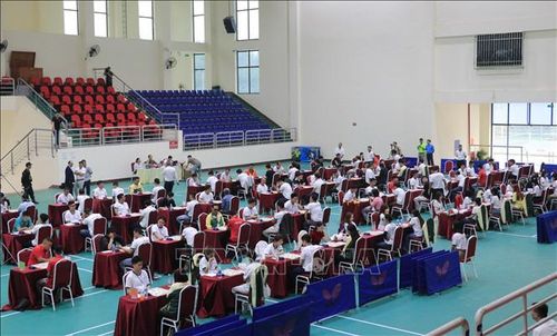 Giải vô địch Cờ tướng Quốc gia năm nay quy tụ gần 150 vận động viên đến từ 13 đơn vị đến từ các tỉnh, thành phố trên toàn quốc.