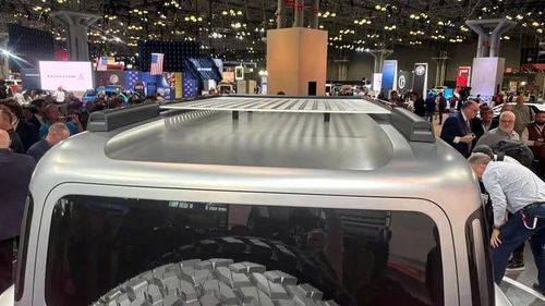 Hyundai Boulder Concept với mui xe dạng module, cho phép gắn thêm giá nóc và phụ kiện.