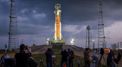 Hành trình của Artemis II dự kiến kéo dài 10 ngày. Ảnh: Reuters