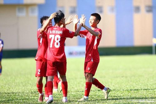 PVF vươn lên dẫn đầu bảng B với kết quả này