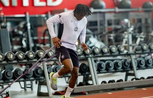 Đến cuối tháng trước, Dorgu đã quay lại tập gym tại Carrington trong sự vui mừng của Ban huấn luyện và người hâm mộ MU.