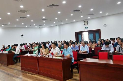 Hội nghị thu hút sự quan tâm, tham dự của đông đảo người dân.