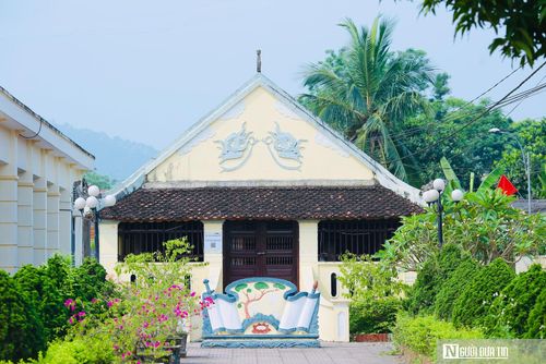 Đình Tứ Mỹ từng là nơi hội họp, đấu tranh, thành lập chi bộ Đảng đầu tiên của huyện Hương Sơn. Ảnh: Hồ Thắng.