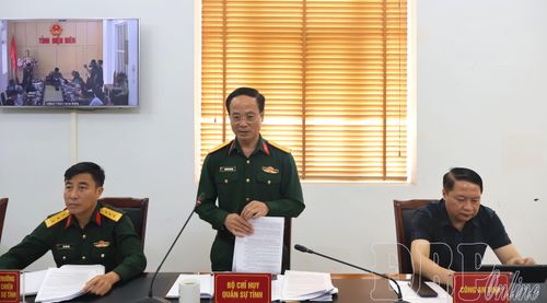  Lãnh đạo Bộ Chỉ huy Quân sự tỉnh tham gia ý kiến liên quan đến công tác phối hợp trong quản lý, bảo vệ và PCCCR.