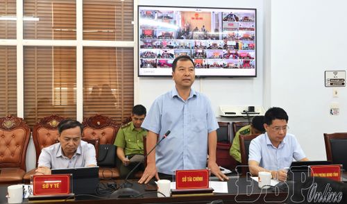 Lãnh đạo Sở Tài chính cho ý kiến về việc bố trí, cấp nguồn kinh phí đầu tư trang thiết bị phục vụ công tác quản lý, bảo vệ rừng và PCCCR tại địa phương