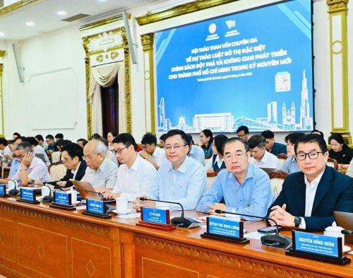 Các đại biểu tham dự hội thảo