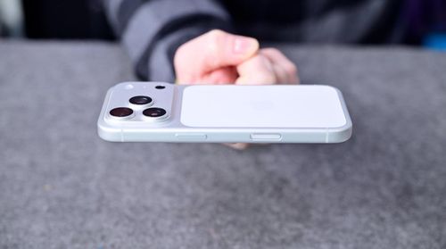 iPhone 17 Pro Max phải trải qua quá trình kiểm tra nghiêm ngặt. (Ảnh: Apple Insider)