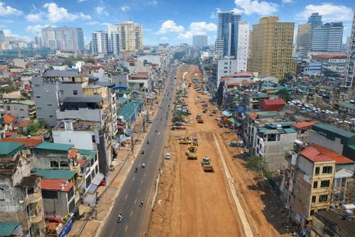 Dự án đường Vành đai 1 (đoạn Hoàng Cầu - Voi Phục) có chiều dài hơn 2,2km là một trong những công trình trọng điểm của thành phố Hà Nội nhằm giảm ùn tắc giao thông và hoàn chỉnh quy hoạch chung.