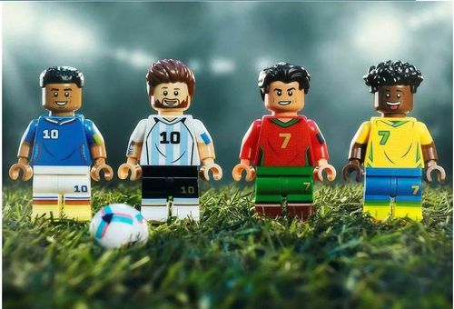  Hình ảnh Ronaldo, Messi, Mbappe và Vinicius Jr sẽ gắn lên bộ lego của FIFA. Ảnh: G.N 