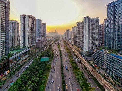 TP HCM sẽ đề xuất xây dựng Luật Đô thị đặc biệt, dự kiến trình Quốc hội xem xét tại kỳ họp thứ hai vào tháng 11-2026. Ảnh: HOÀNG TRIỀU