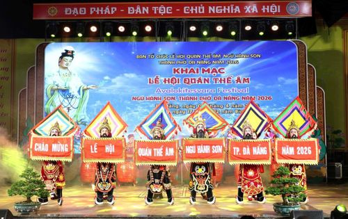 Lễ hội Quán Thế Âm khai mạc đêm 4-4.
