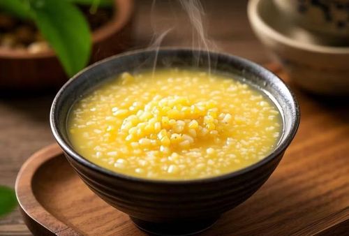 Nên ăn bữa sáng đơn giản trong vòng một giờ sau khi thức dậy. (Ảnh: ITN).